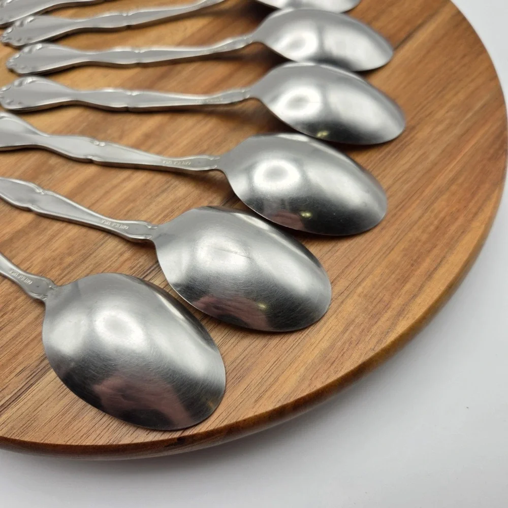 Set Of 8 Oneida Cantata Pattern Stainless Steel 7
